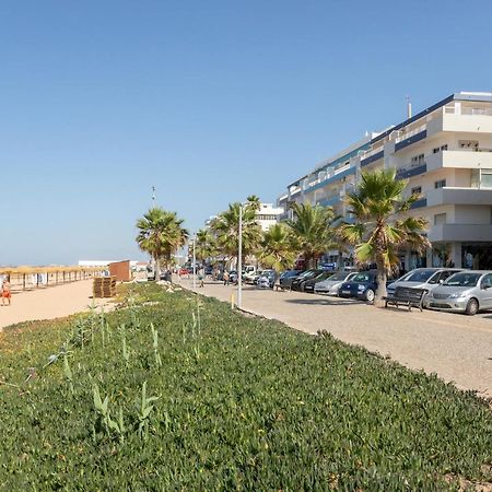 Al - Apartamentos Vista Mar Quarteira Kültér fotó